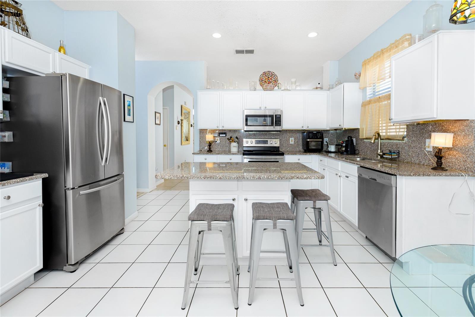 EMERALD POINTE - Residential