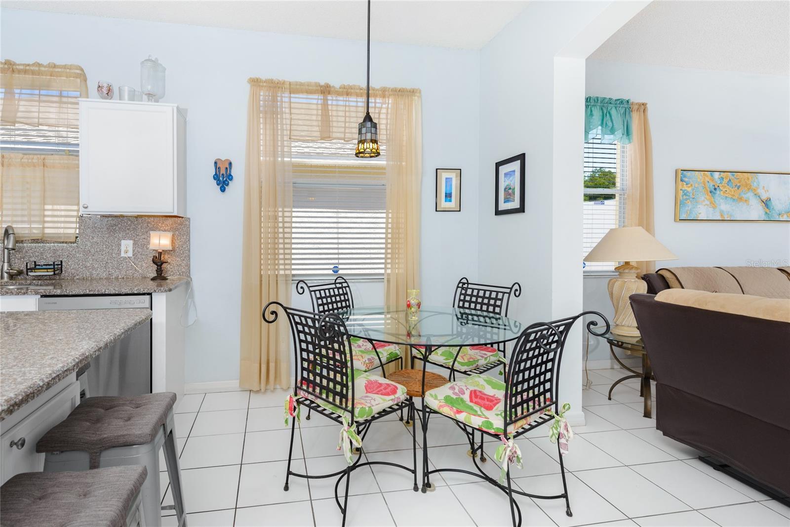 EMERALD POINTE - Residential