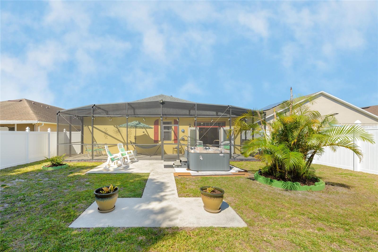 EMERALD POINTE - Residential