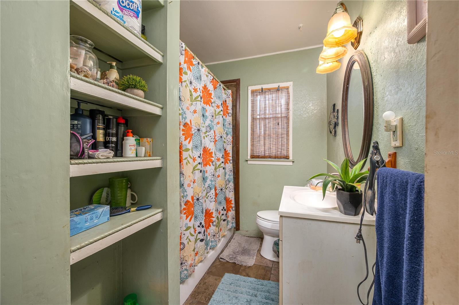 RIVERSIDE NORTH - Residential