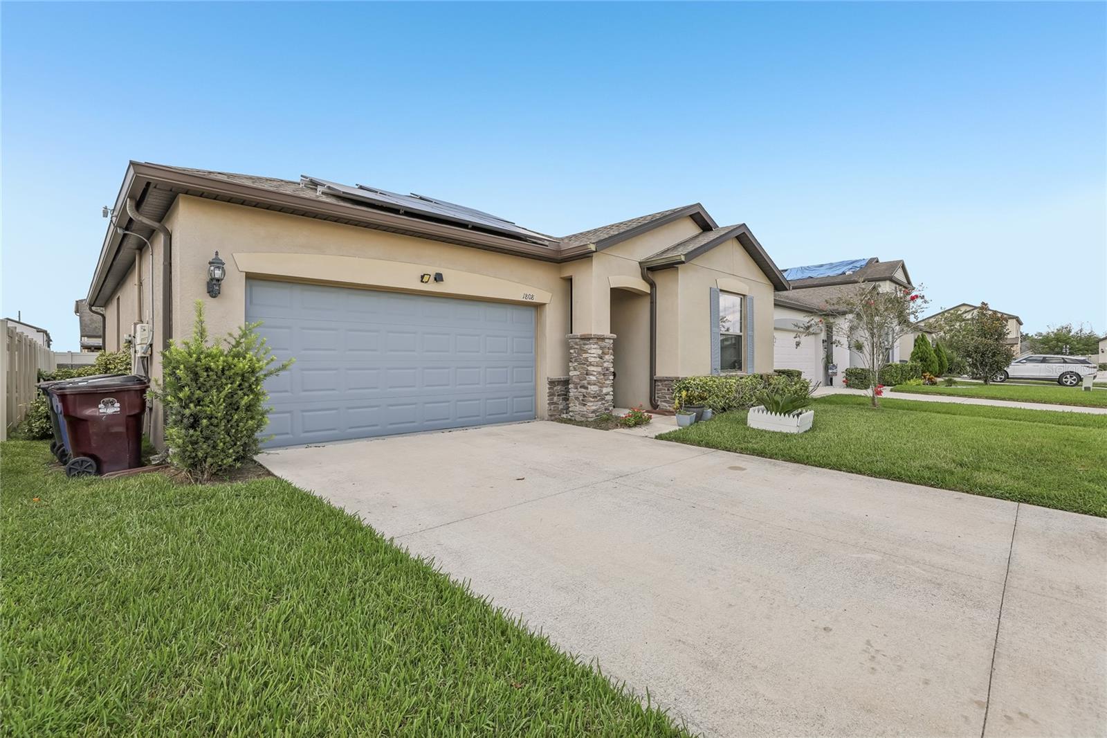 1808 CAYMAN COVE CIR