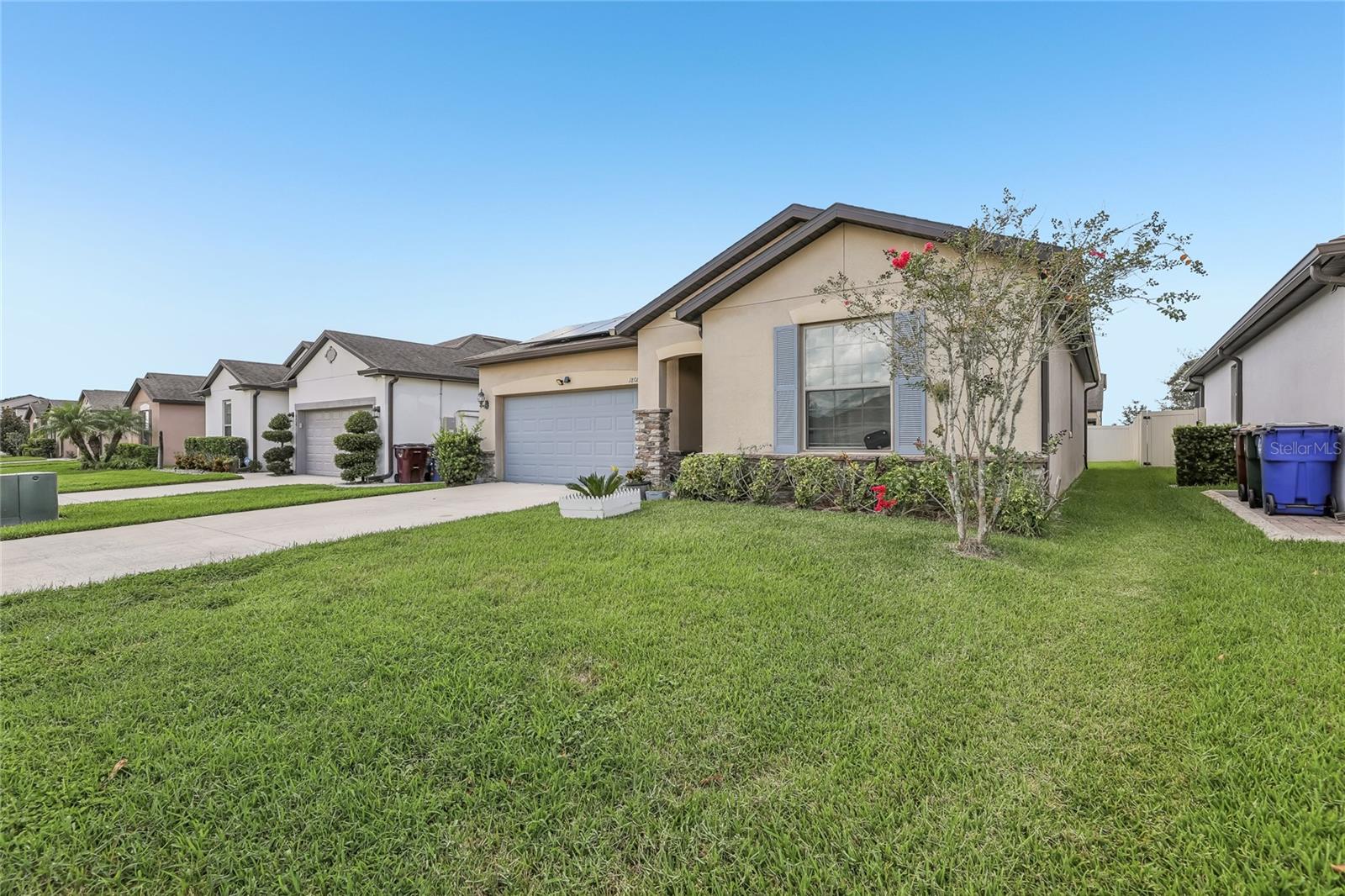 1808 CAYMAN COVE CIR