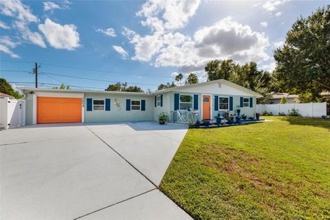 Photo of 2654 60th Avenue N, St Petersburg, FL 33714 (MLS # TB8435864)