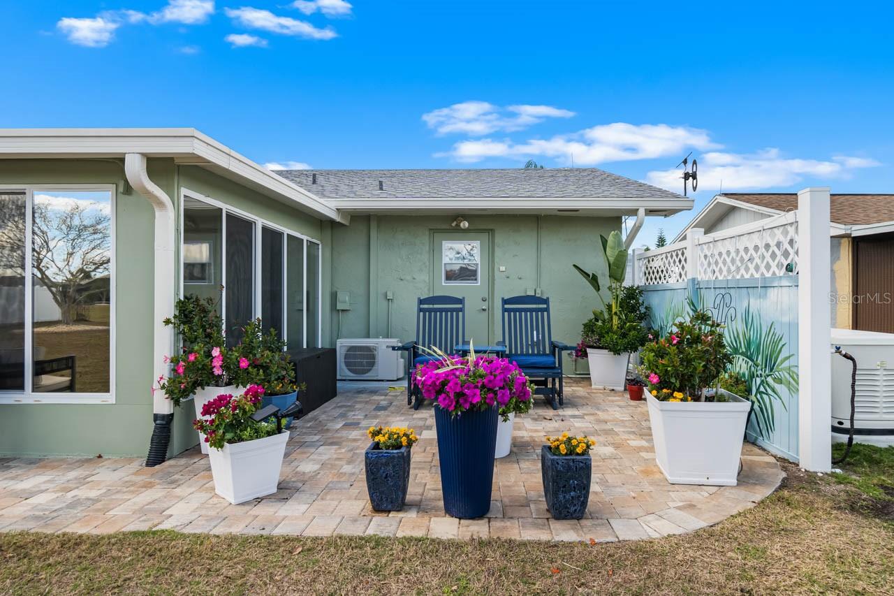 SUN CITY CENTER UNIT 32 - Residential