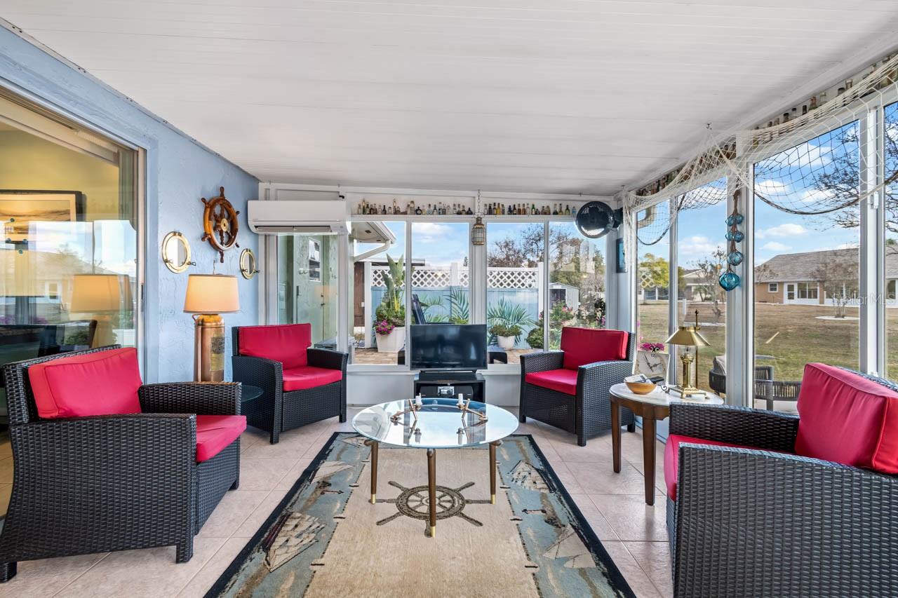 SUN CITY CENTER UNIT 32 - Residential