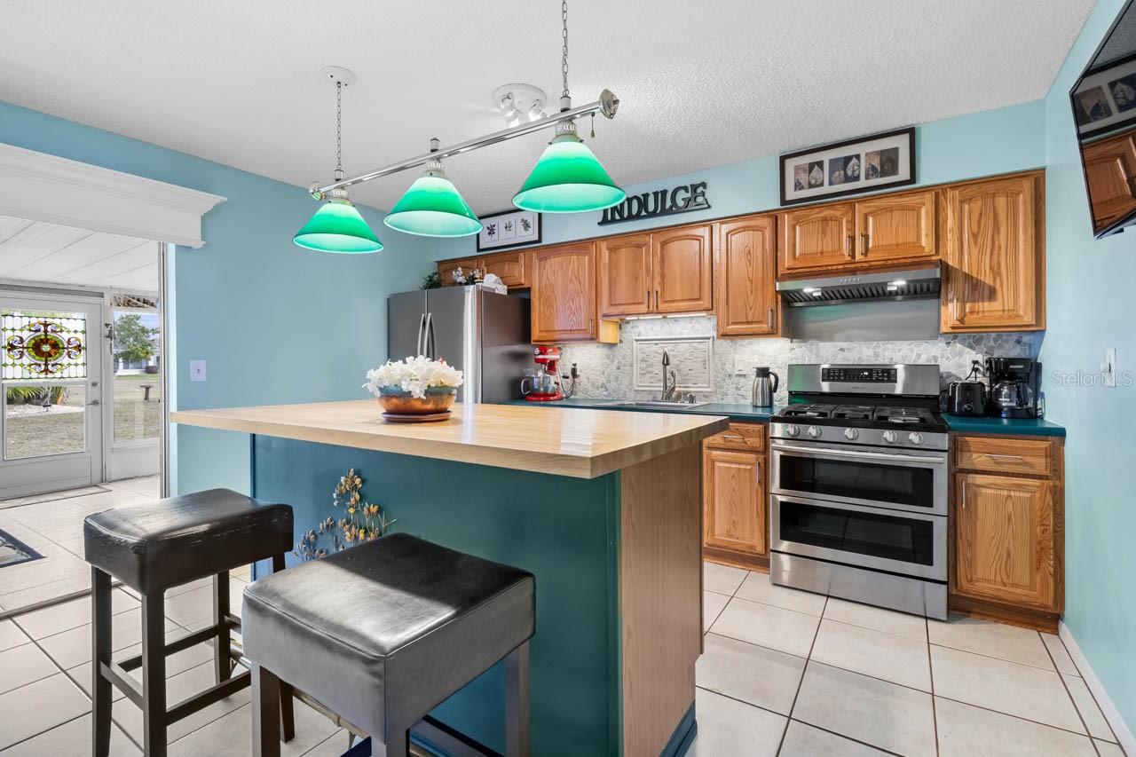 SUN CITY CENTER UNIT 32 - Residential