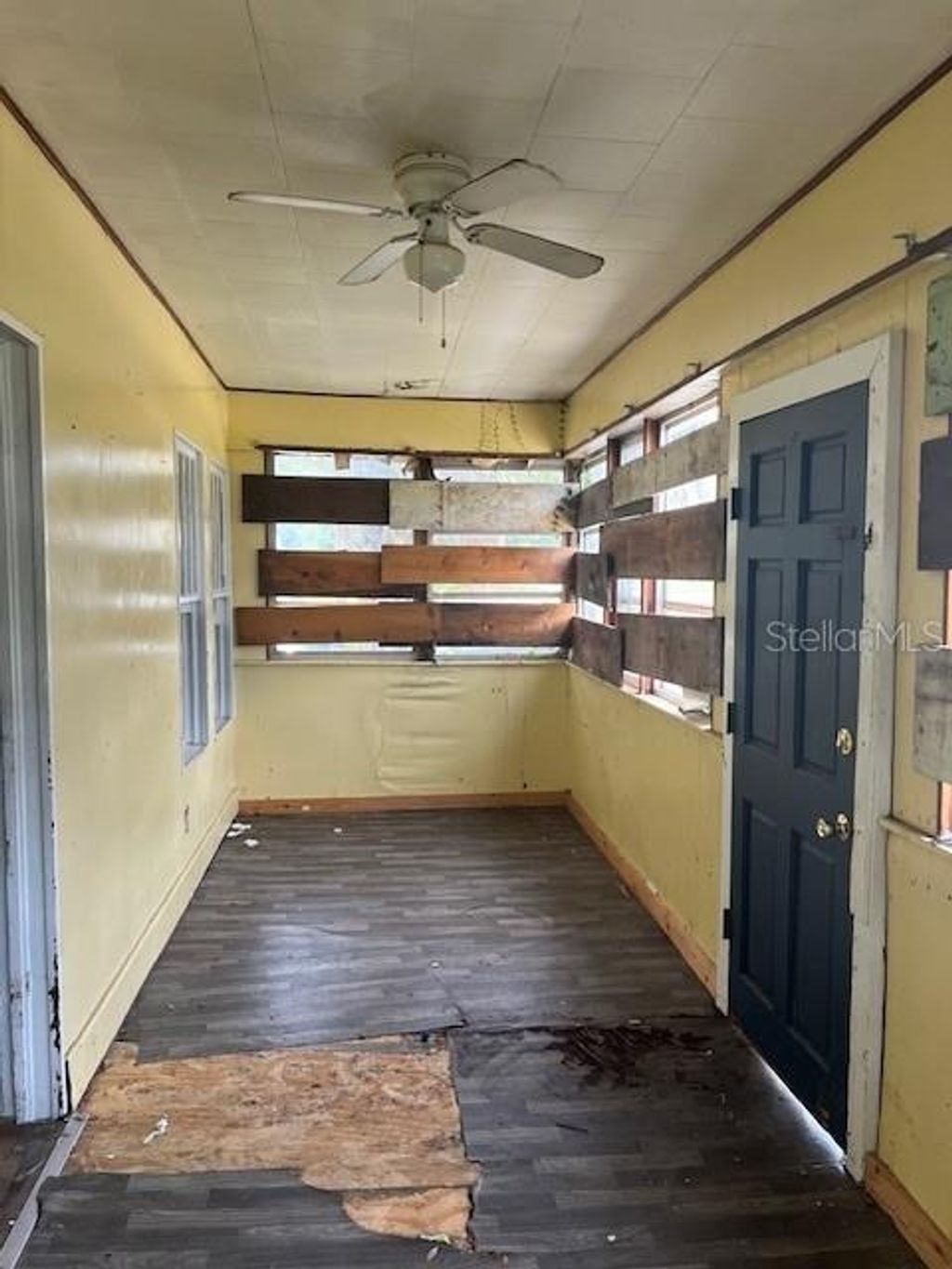 Photo of 10 E 8th Street, Apopka, FL 32703 (MLS # O6327407)