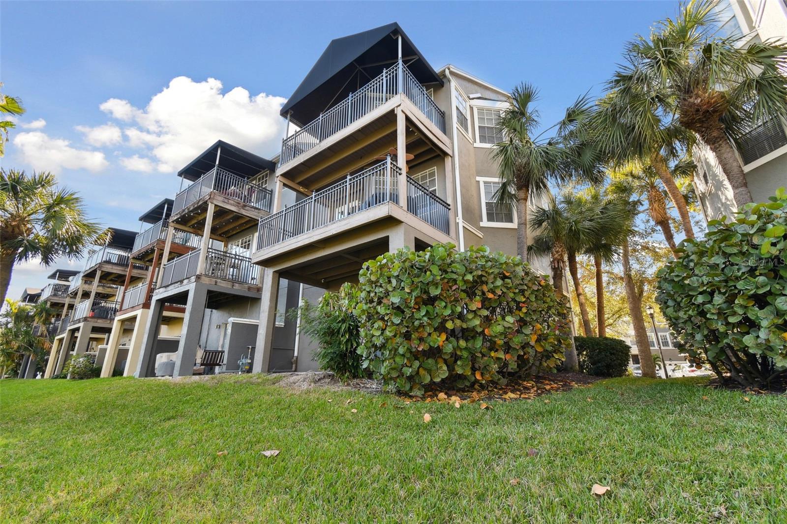 HARBOURSIDE AT HARBOUR ISLAND - Residential Lease