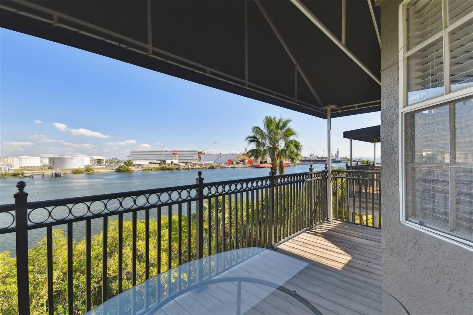 HARBOURSIDE AT HARBOUR ISLAND - Residential Lease