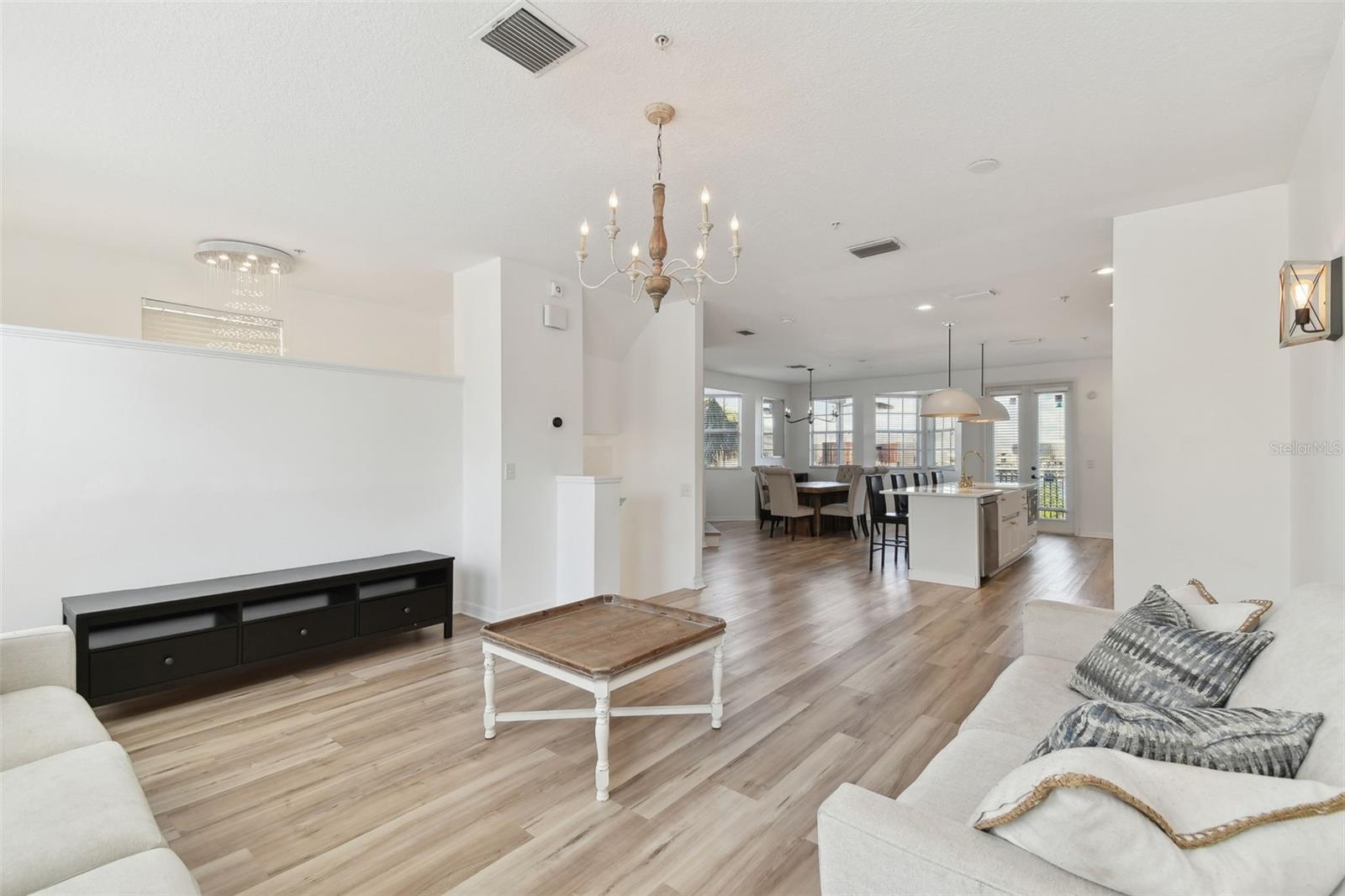 HARBOURSIDE AT HARBOUR ISLAND - Residential Lease