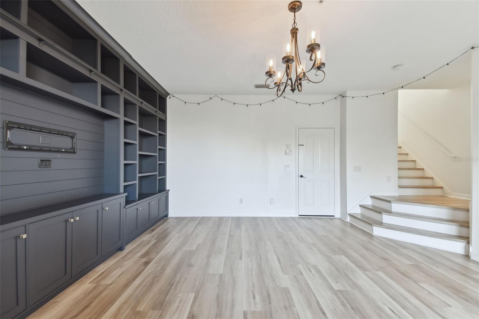 HARBOURSIDE AT HARBOUR ISLAND - Residential Lease