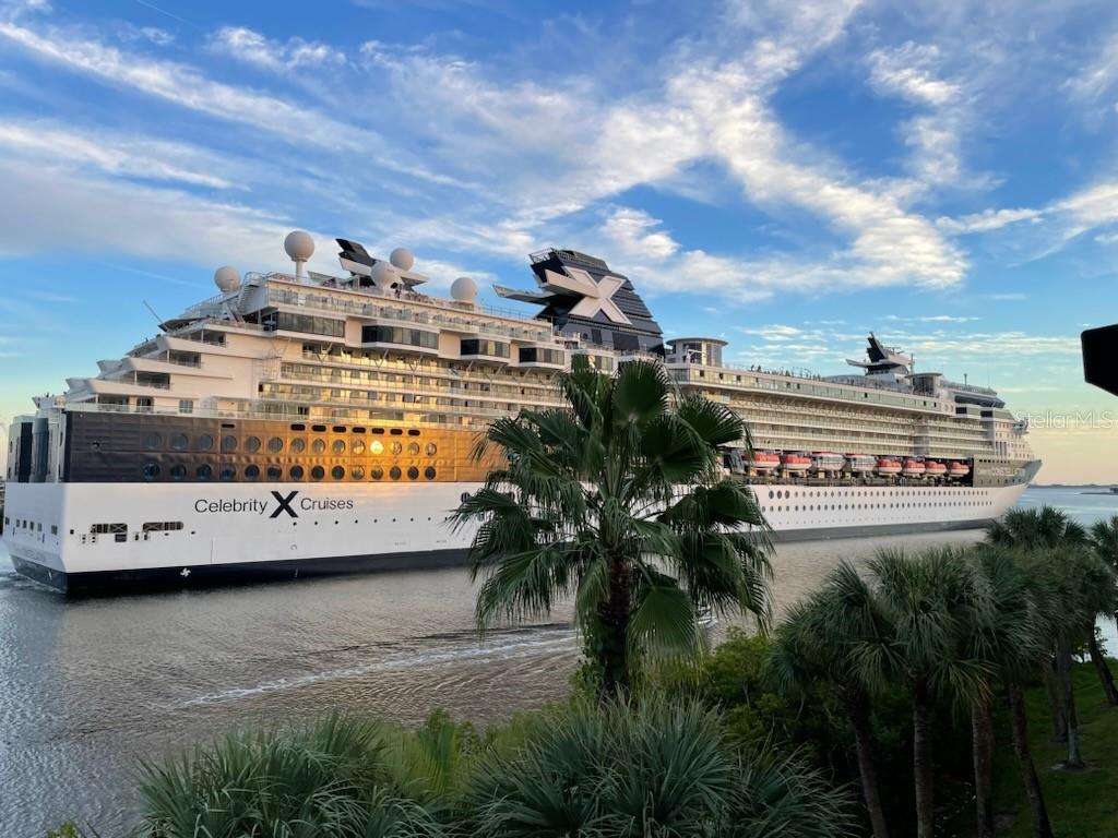 HARBOURSIDE AT HARBOUR ISLAND - Residential Lease