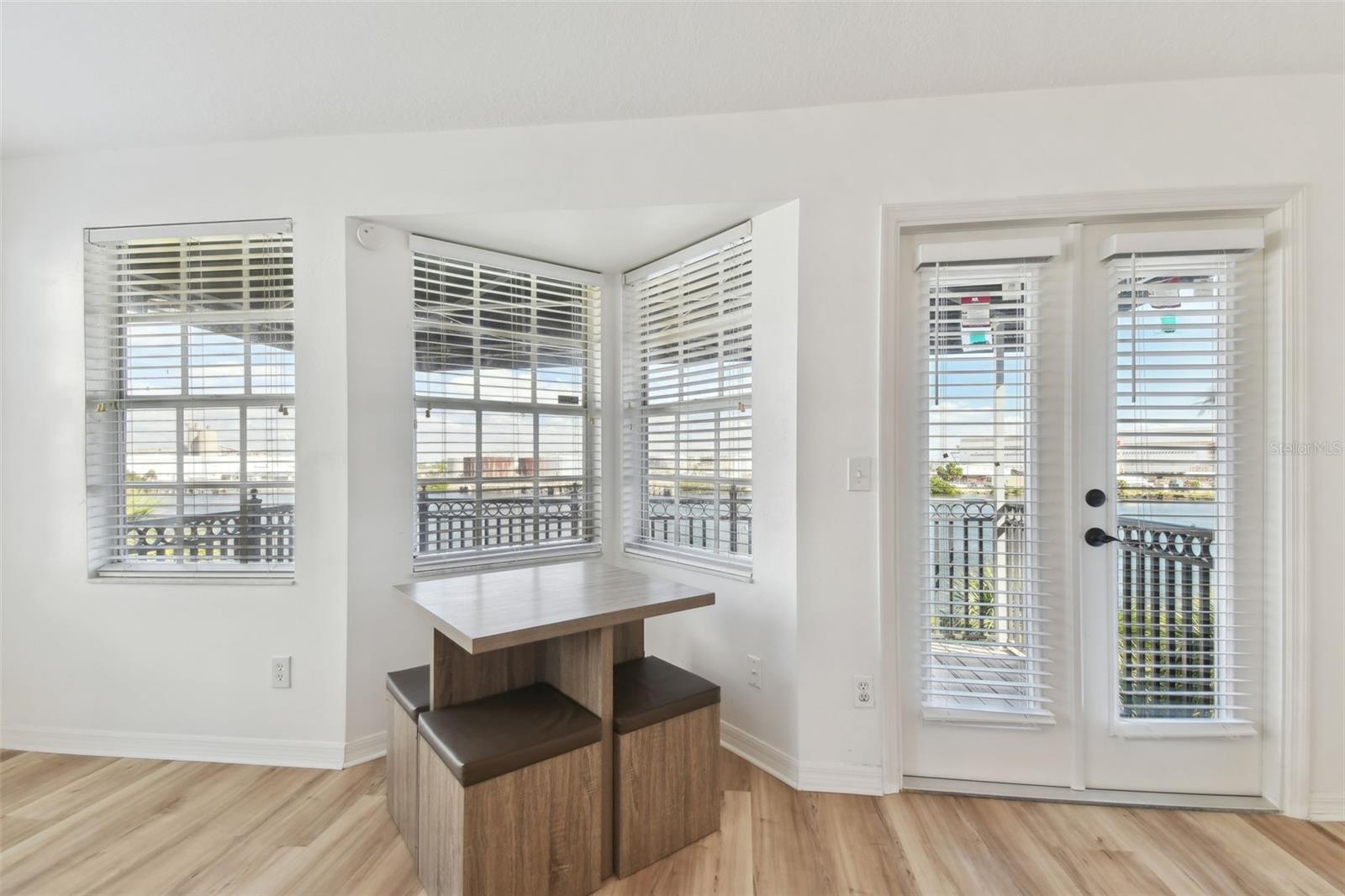 HARBOURSIDE AT HARBOUR ISLAND - Residential Lease