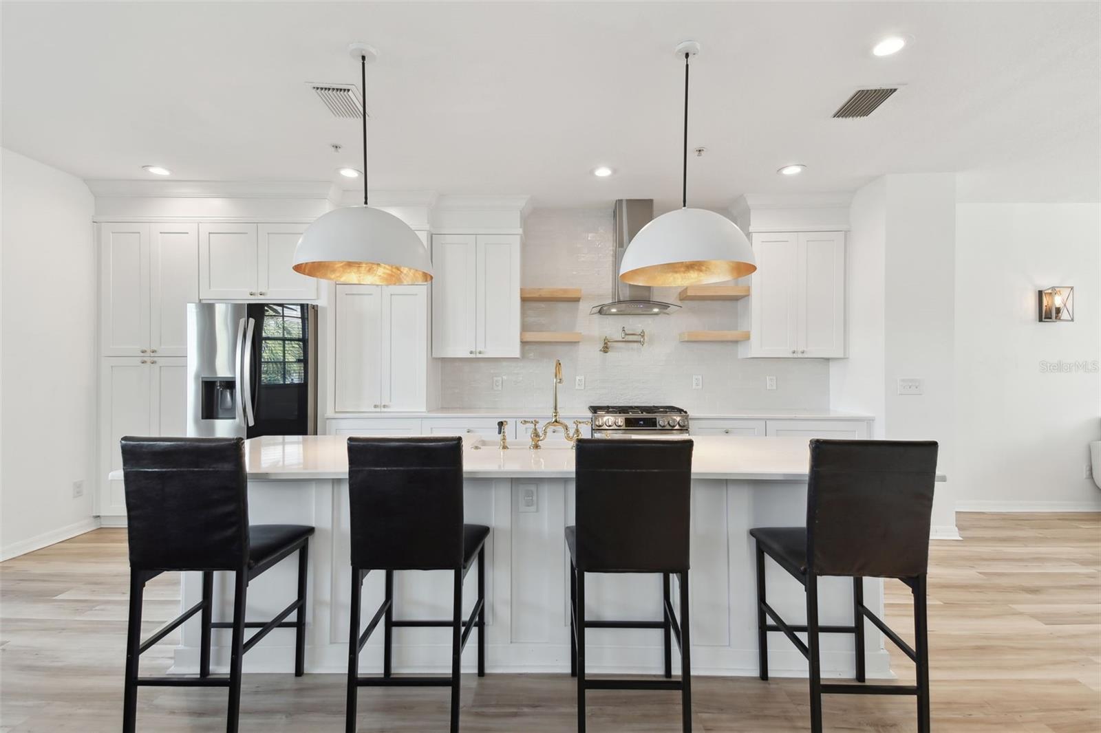 HARBOURSIDE AT HARBOUR ISLAND - Residential Lease