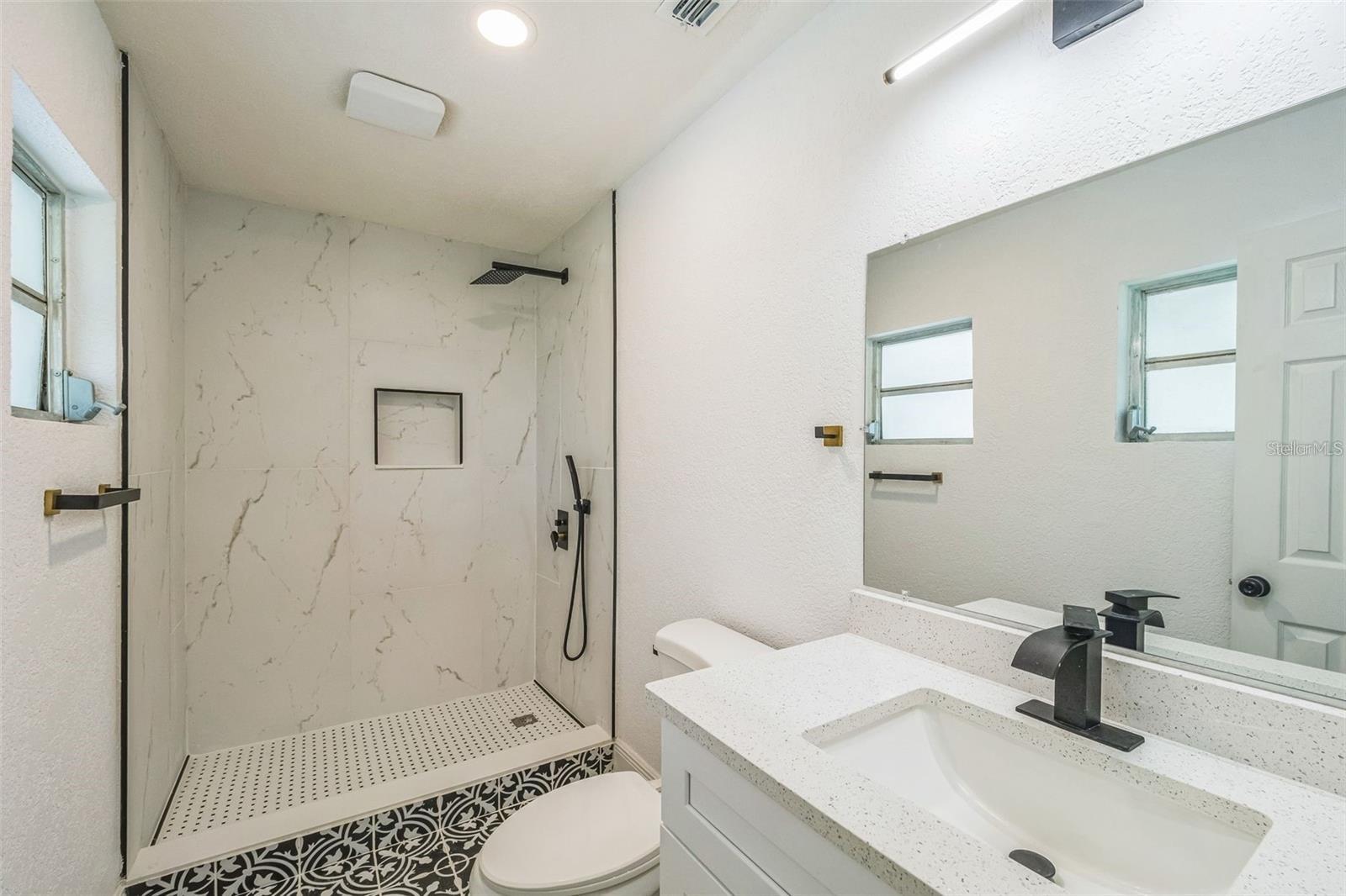 CRESCENT COVE - Residential