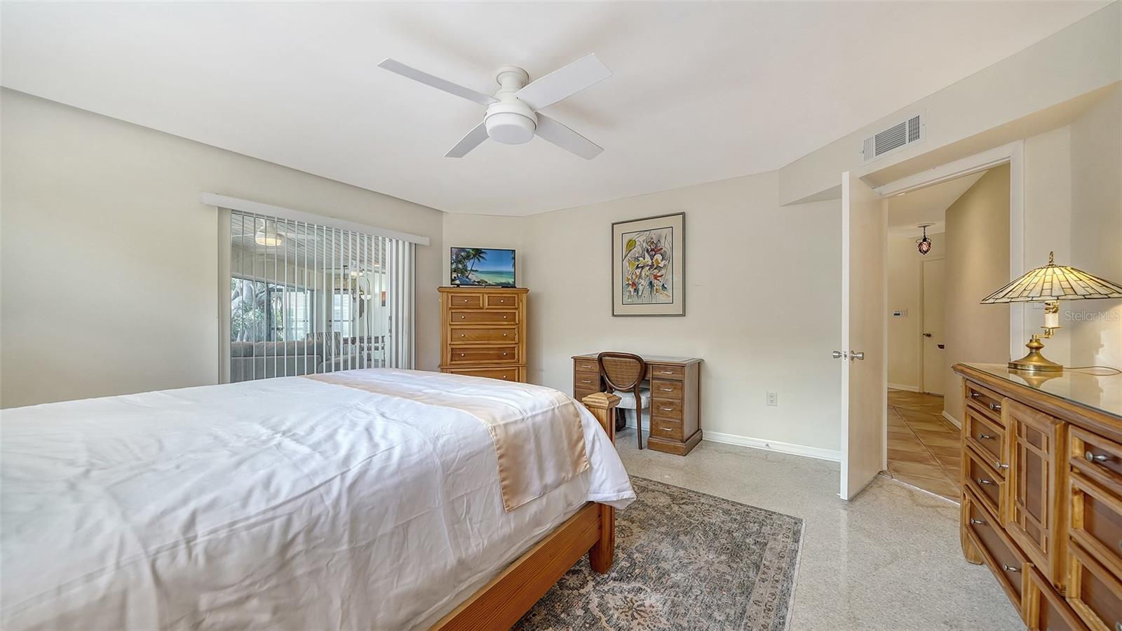 CORAL COVE - Residential Lease