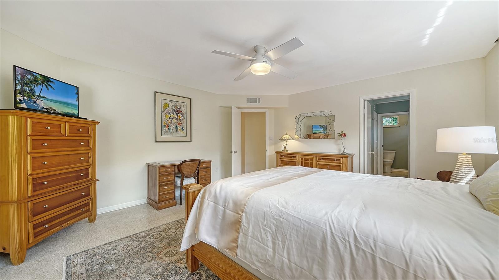 CORAL COVE - Residential Lease