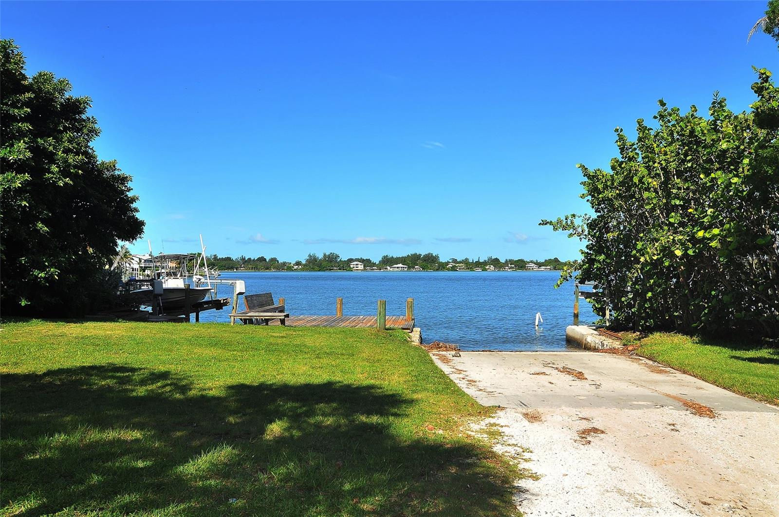 CORAL COVE - Residential Lease