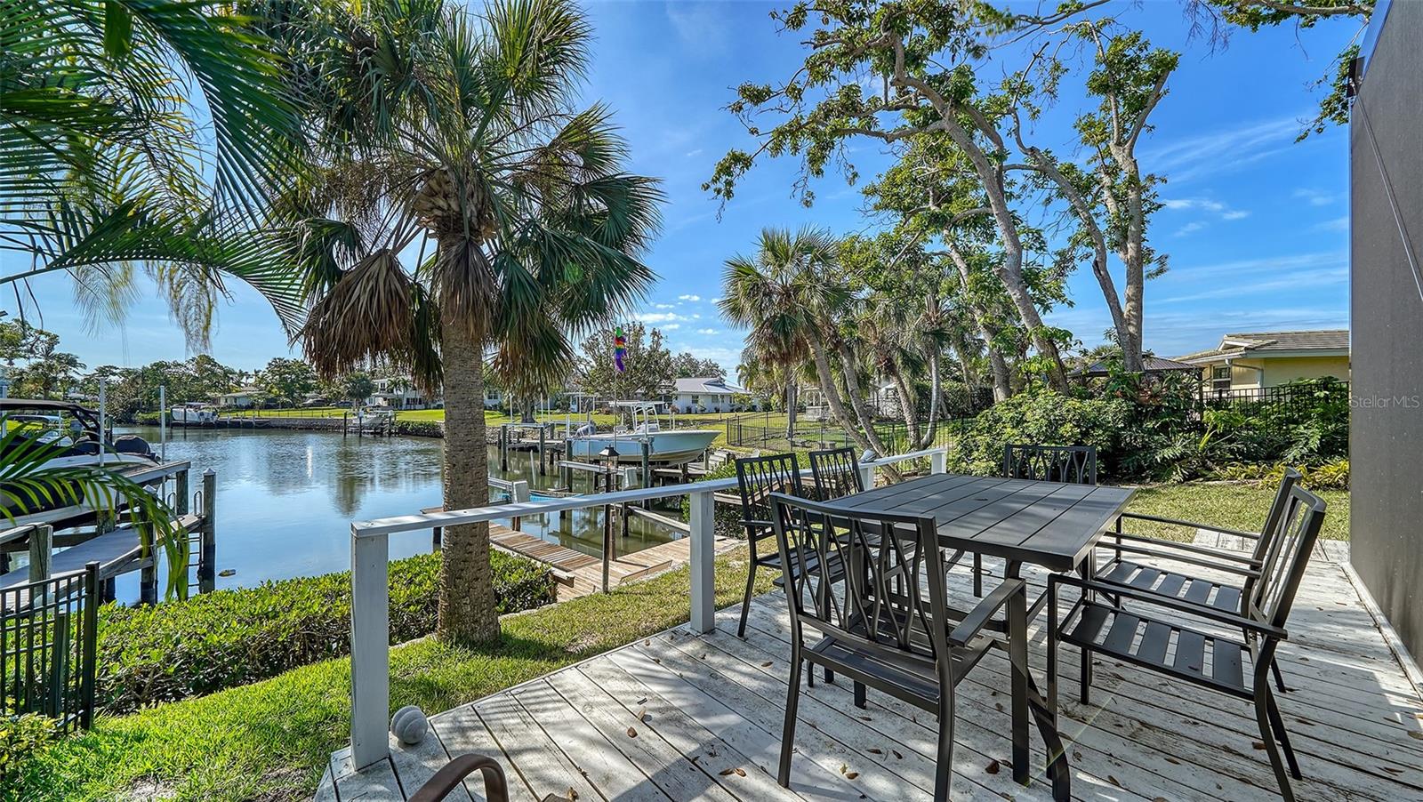 CORAL COVE - Residential Lease