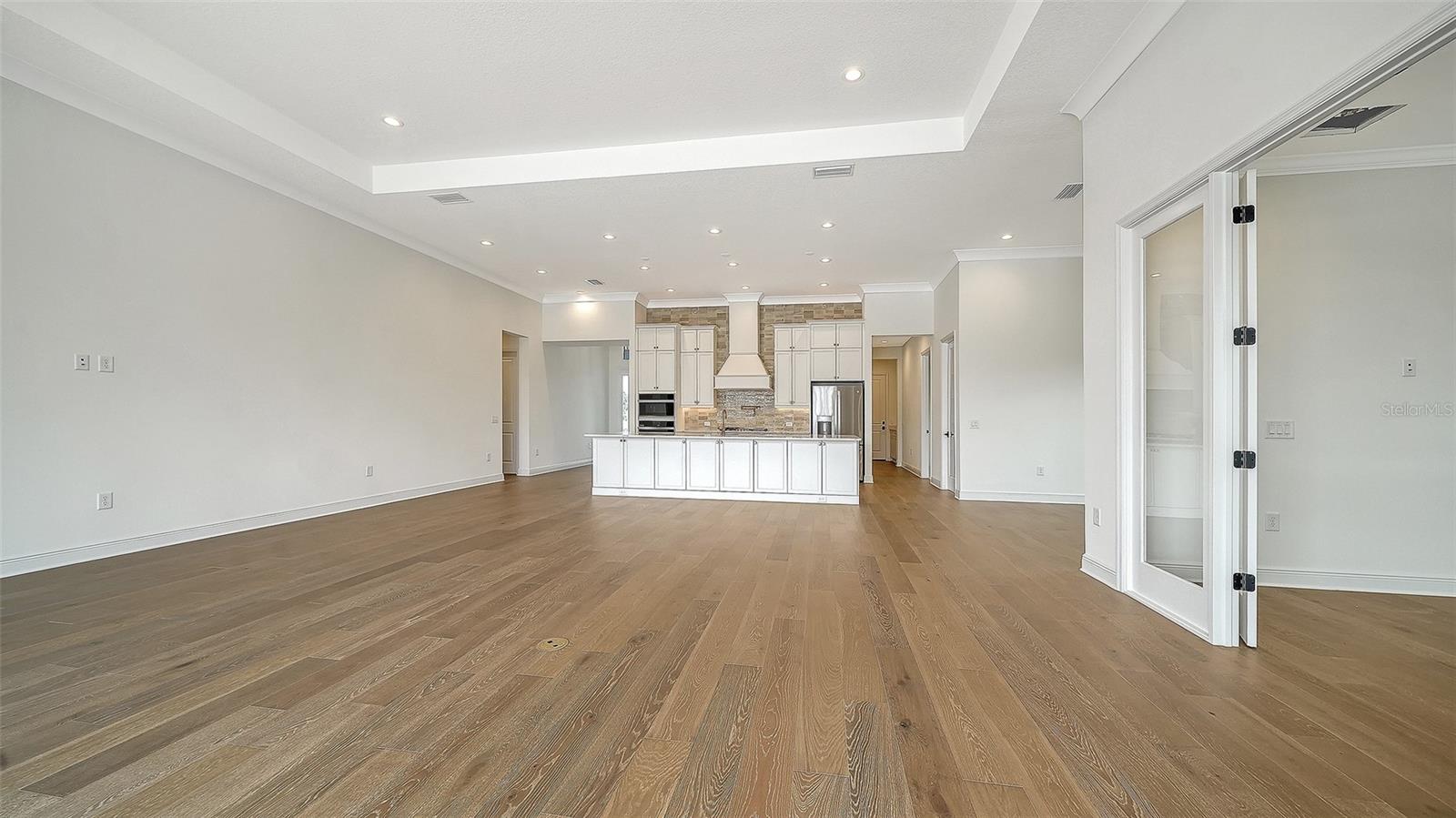 TIDELINE - Residential