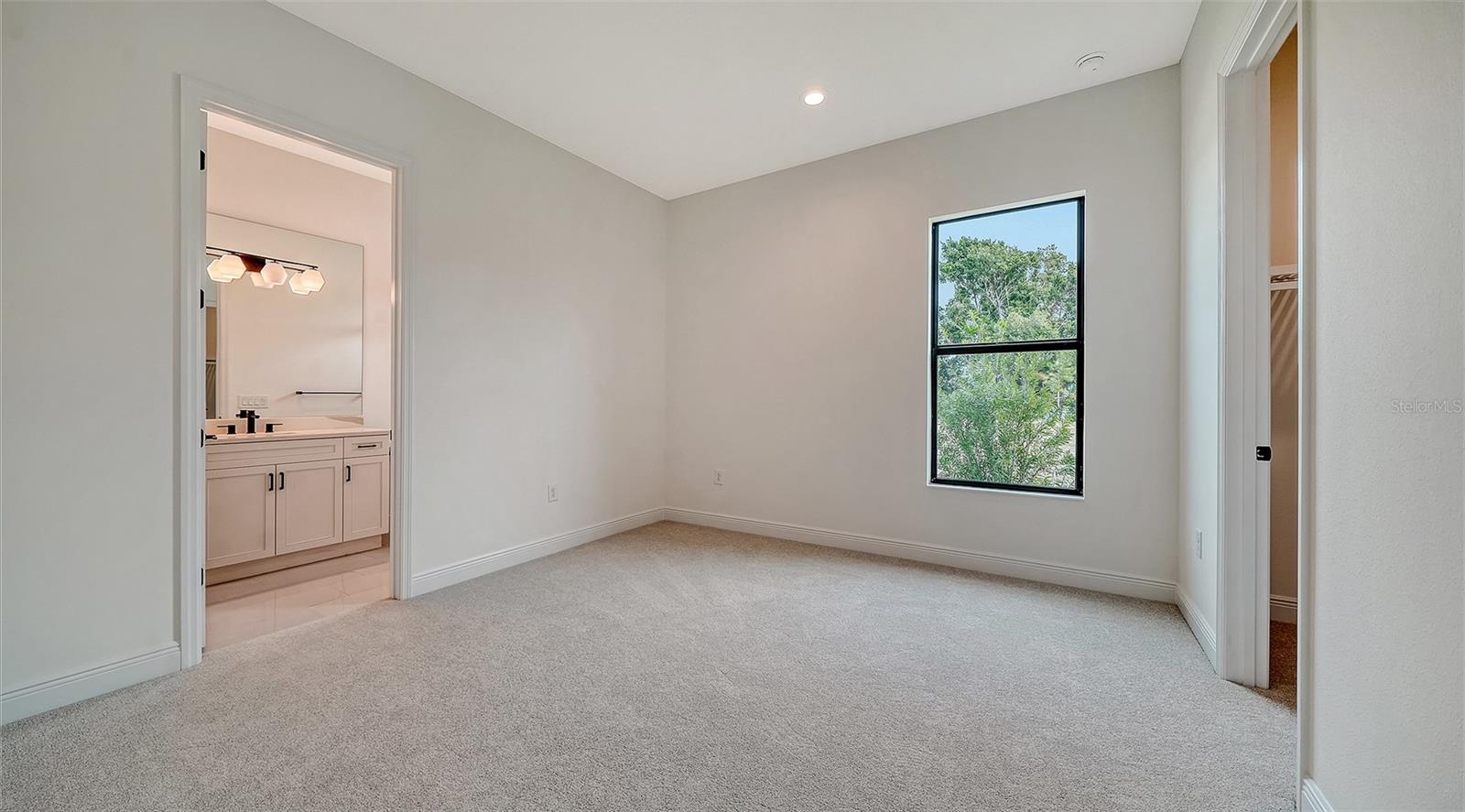 TIDELINE - Residential