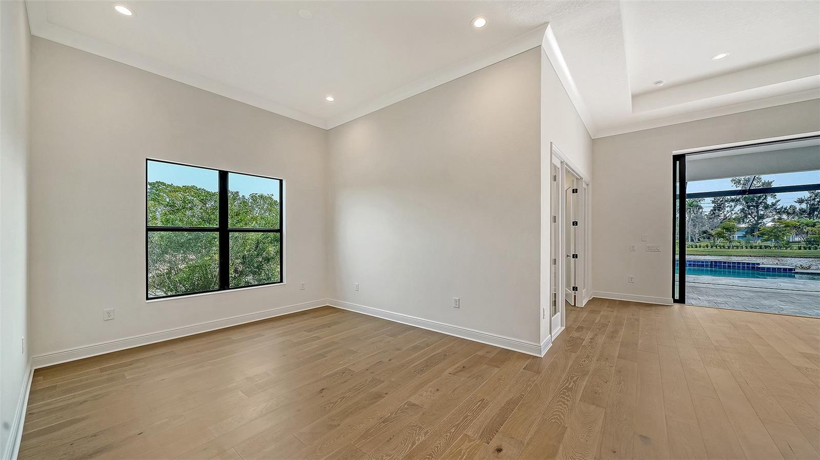 TIDELINE - Residential