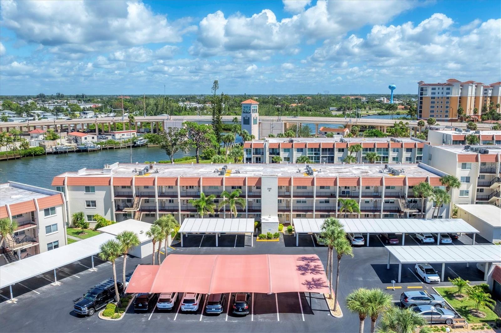 BELLA COSTA II - Residential