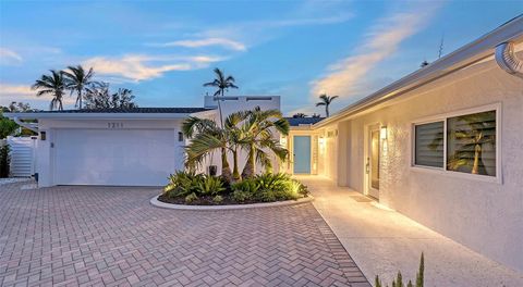 1211 CENTER PLACE SARASOTA FL 34236