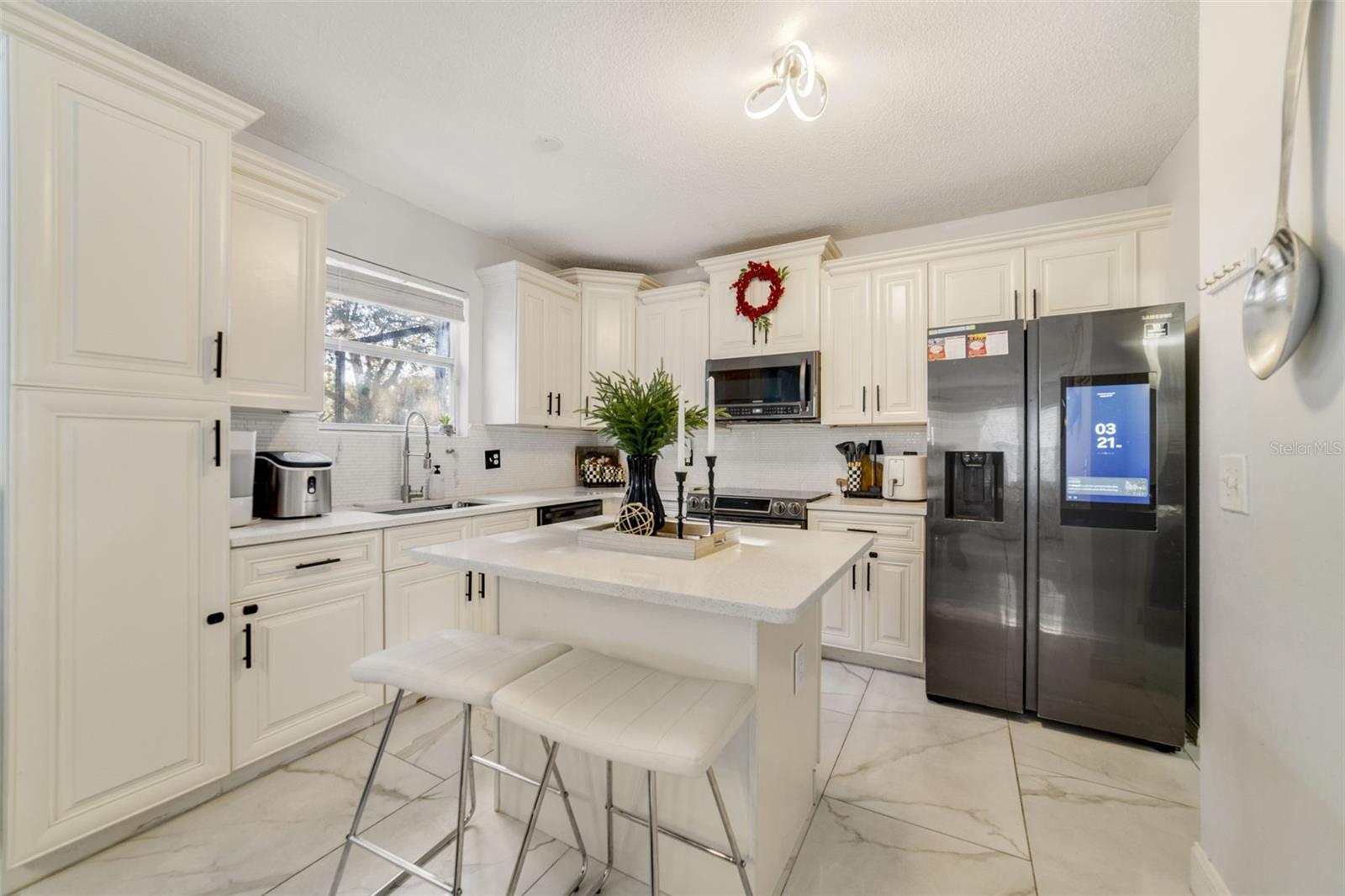 STONEYBROOK - Residential