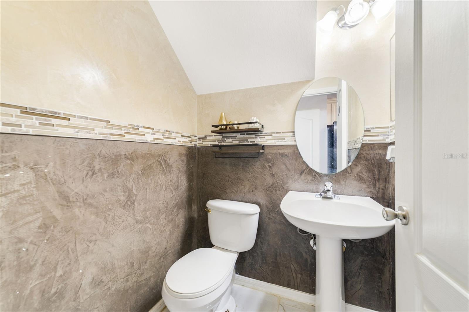 STONEYBROOK - Residential