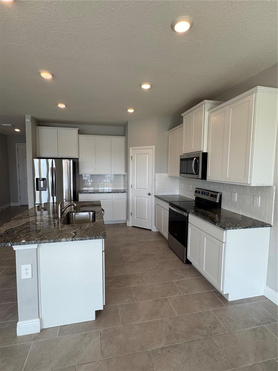 SOLERA AT LAKEWOOD RANCH - Residential Lease