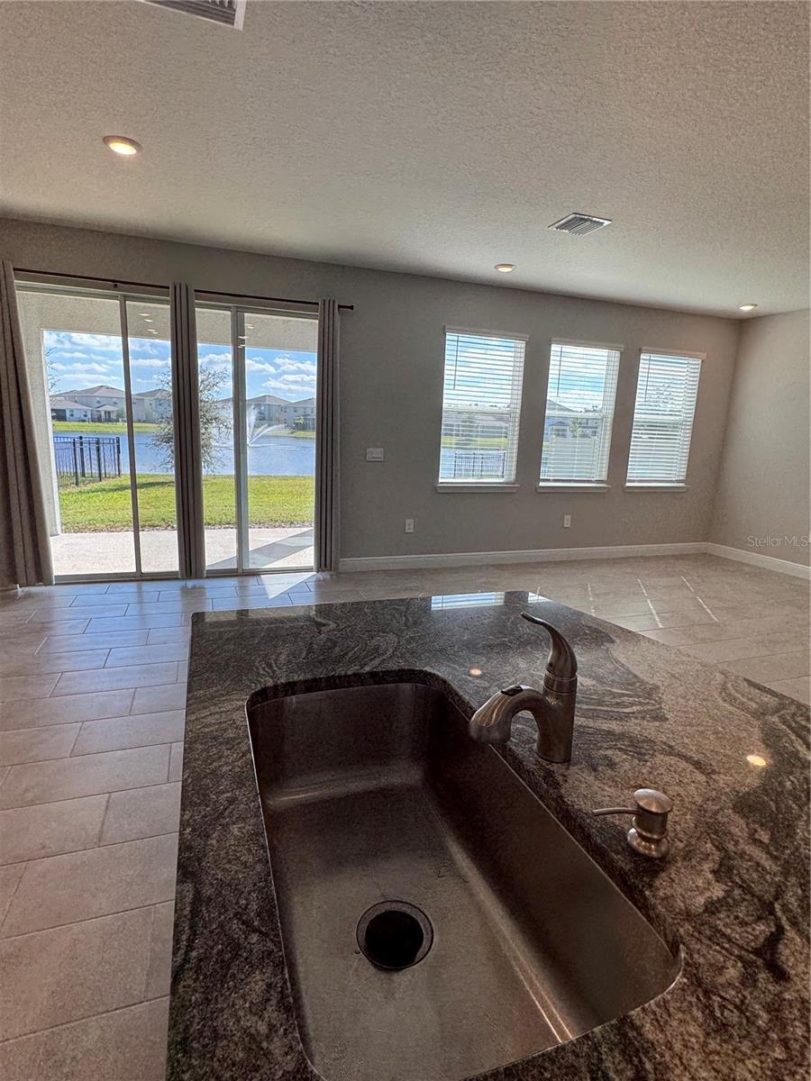 SOLERA AT LAKEWOOD RANCH - Residential Lease