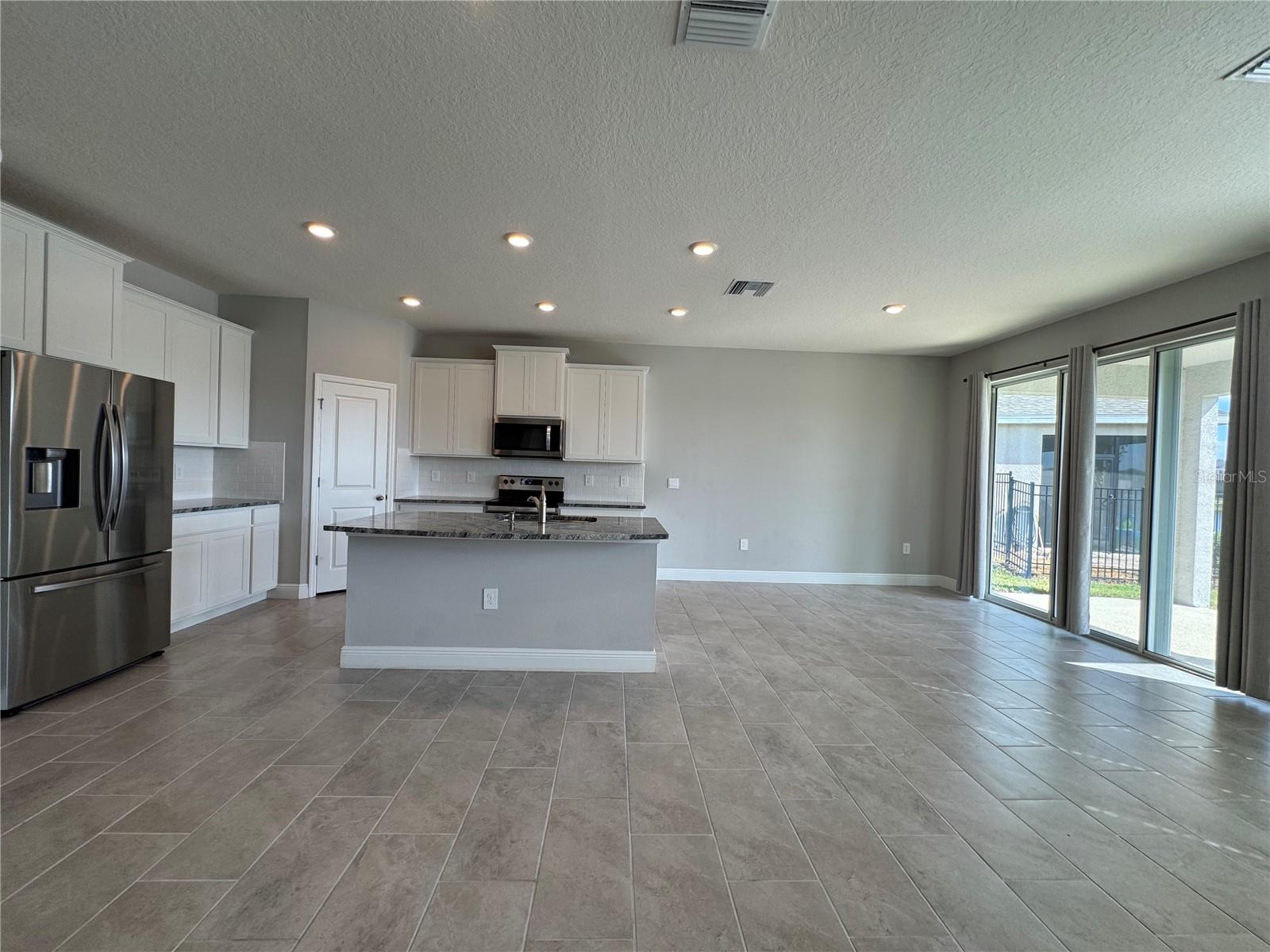 SOLERA AT LAKEWOOD RANCH - Residential Lease