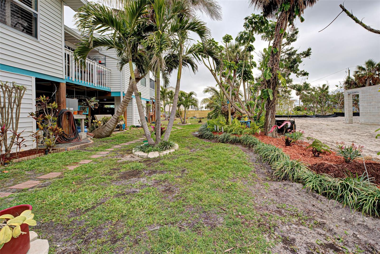 MANASOTA SHORES PH 01 BLDG A - Residential