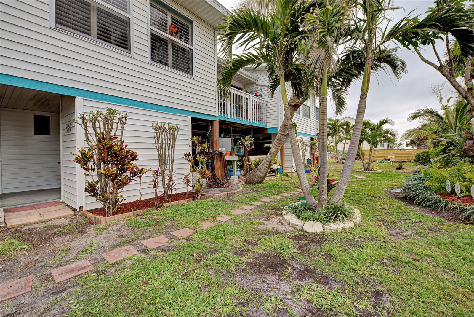 MANASOTA SHORES PH 01 BLDG A - Residential