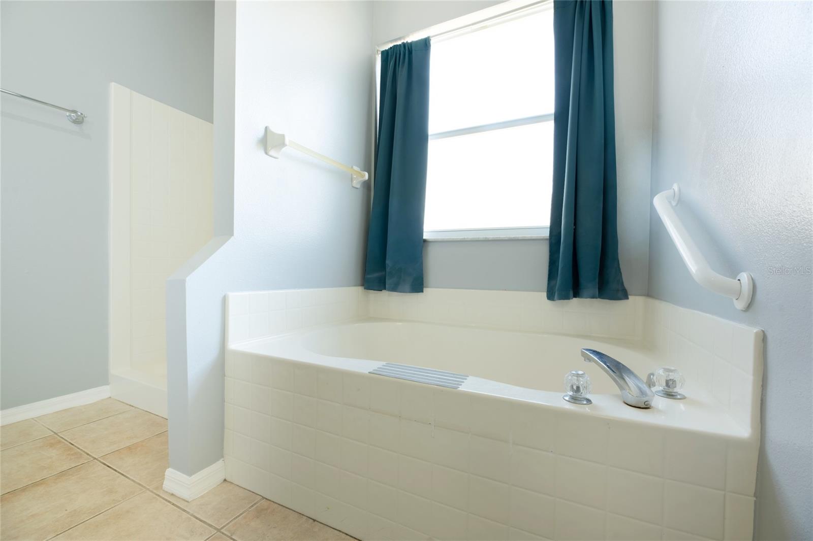 BAYSIDE PRCL C - Residential