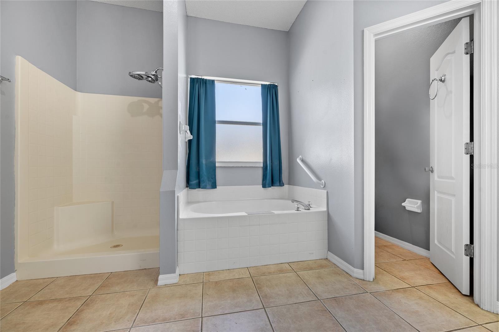 BAYSIDE PRCL C - Residential