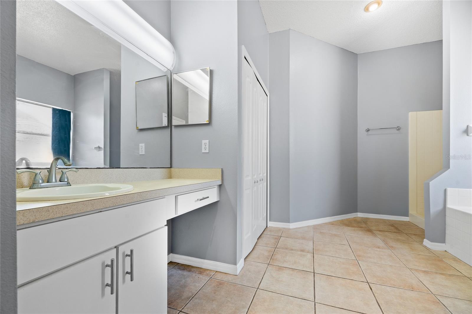 BAYSIDE PRCL C - Residential