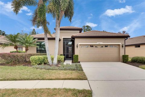 205 SILVER FALLS DRIVE APOLLO BEACH FL 33572