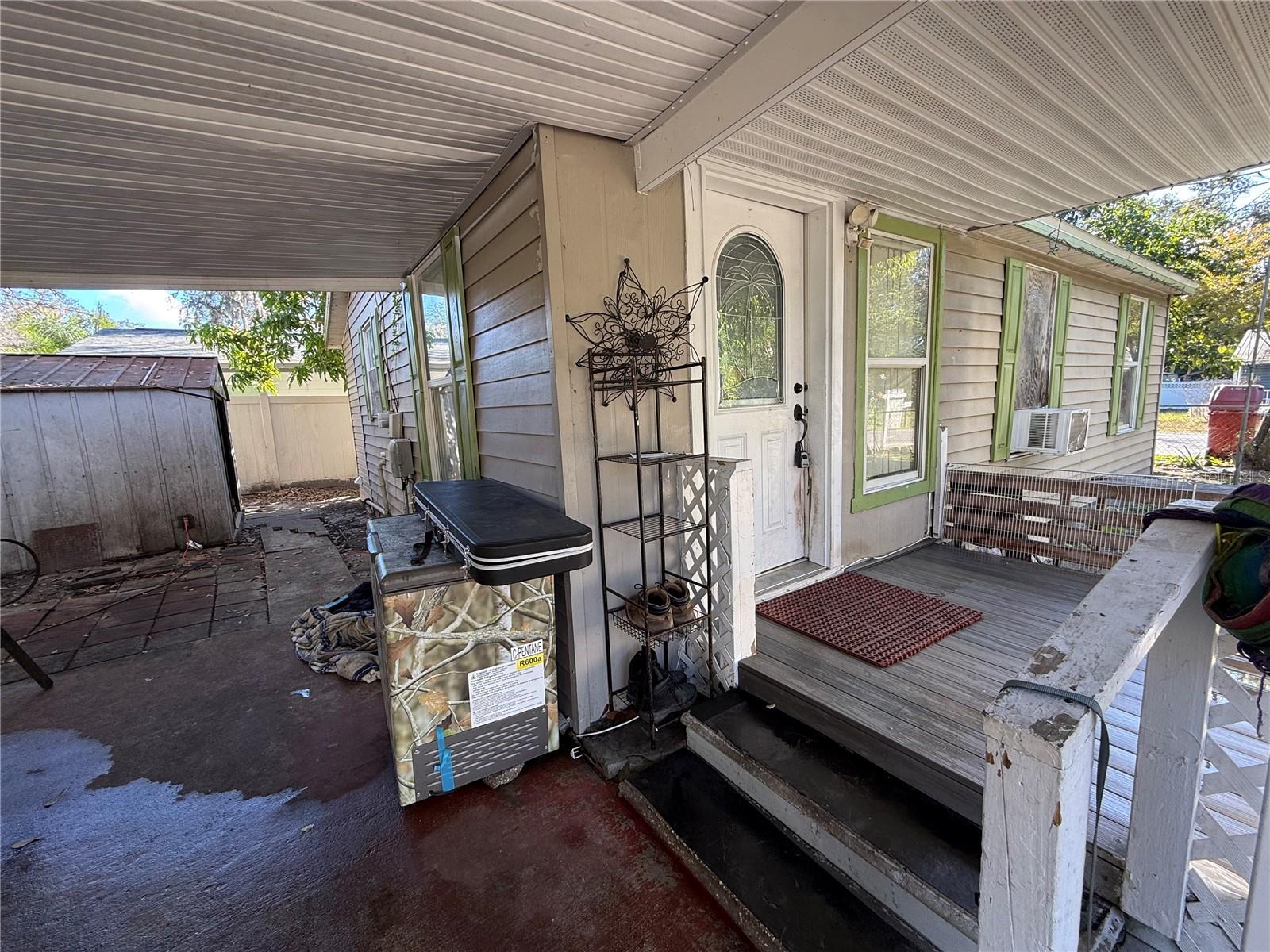 PINECREST - Residential