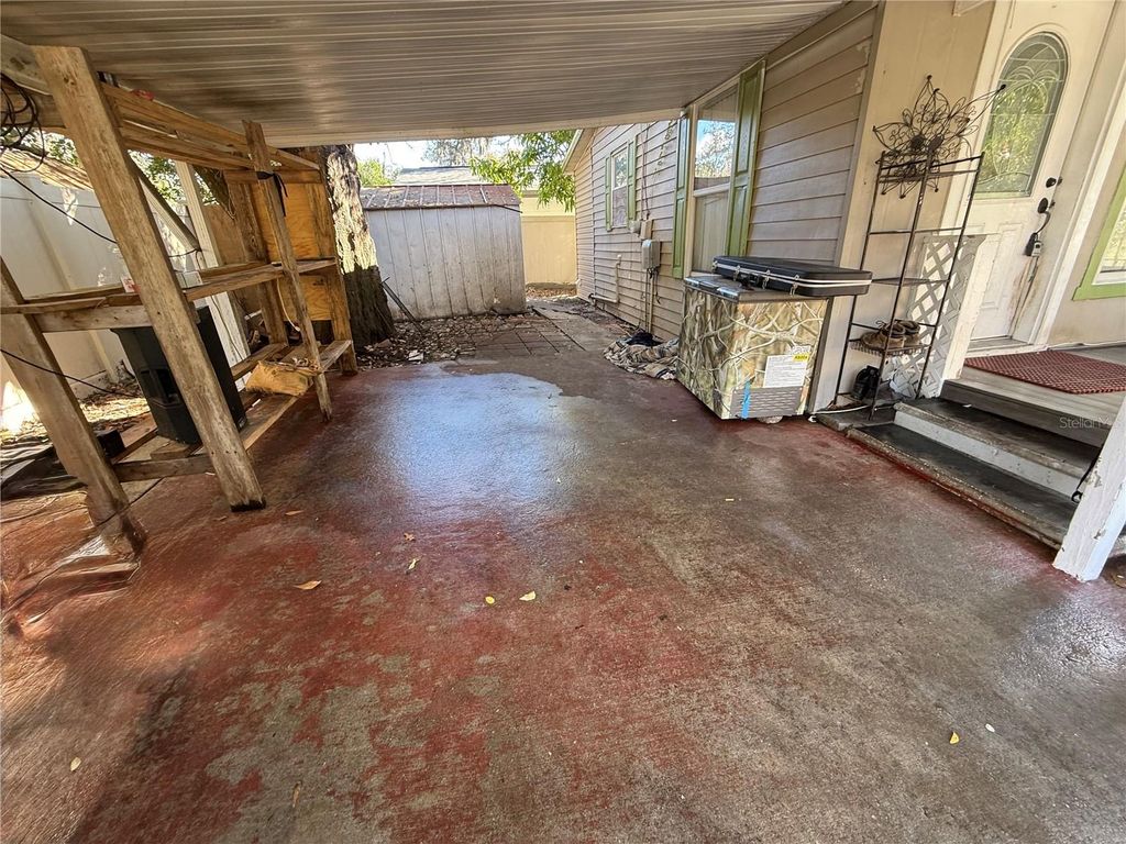 Photo of 10 Mays Street, Plant City, FL 33563 (MLS # TB8460136)
