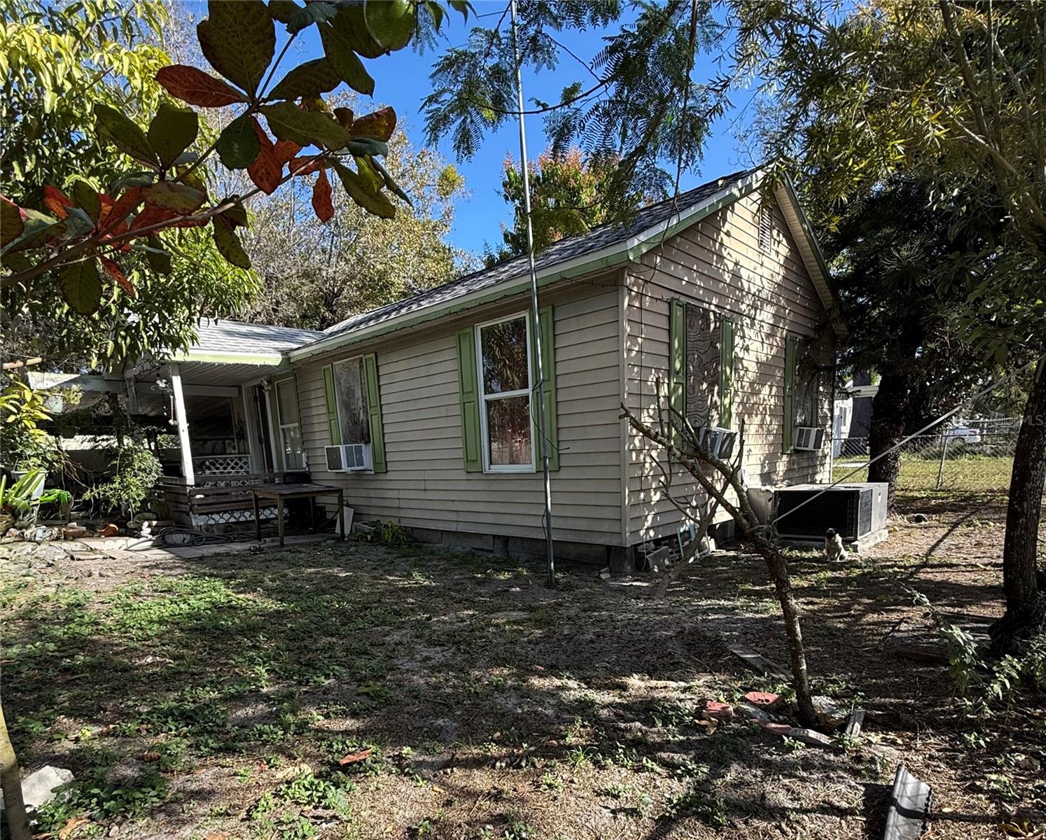 PINECREST - Residential