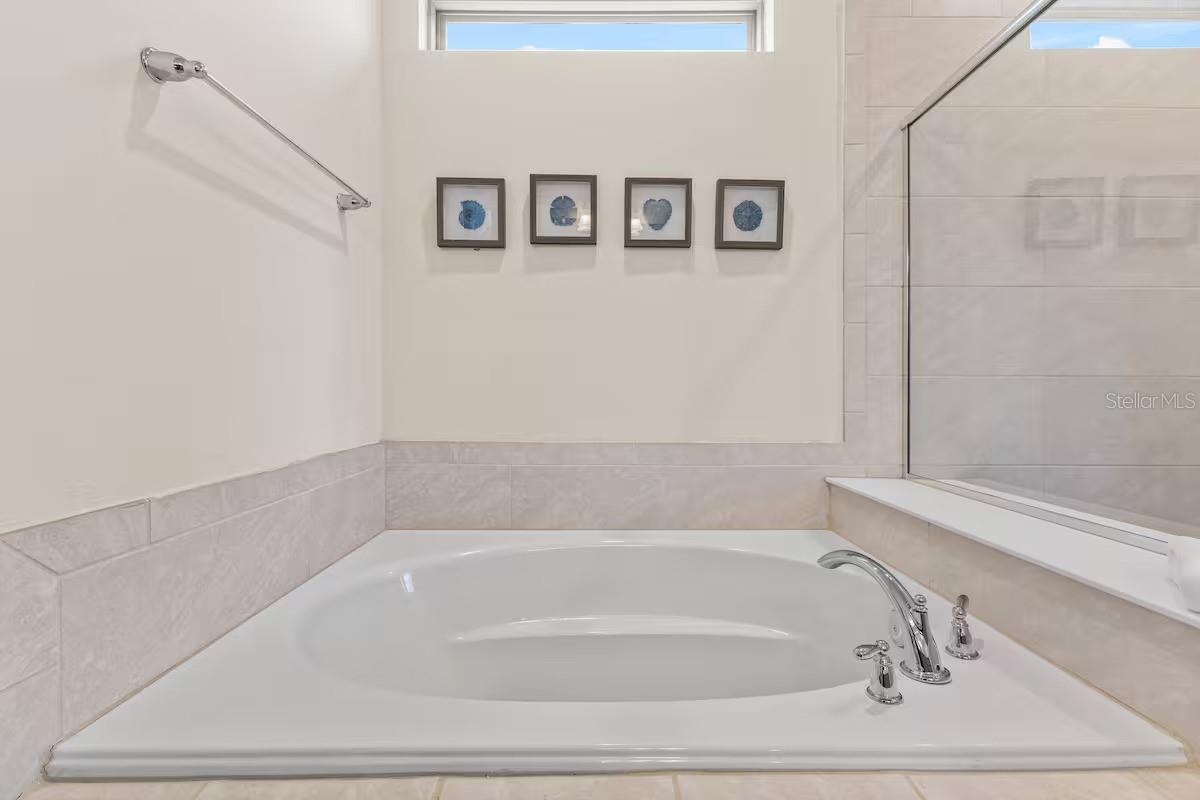 SOLTERRA PH 2A1 - Residential Lease