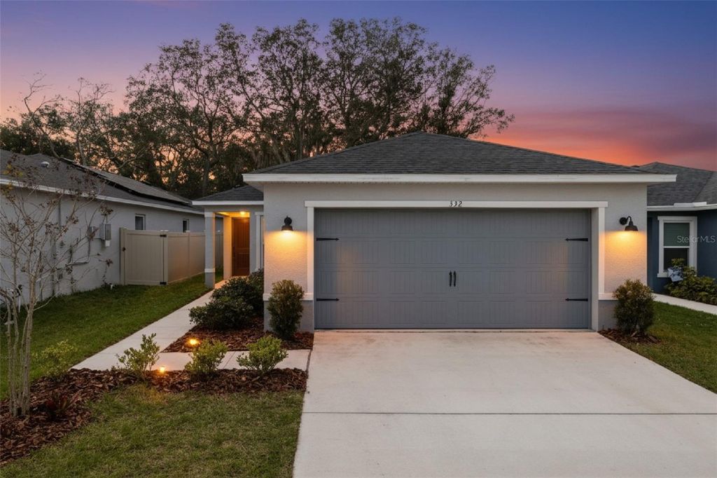 Photo of 332 Walnut Lane, Auburndale, FL 33823 (MLS # O6374057)
