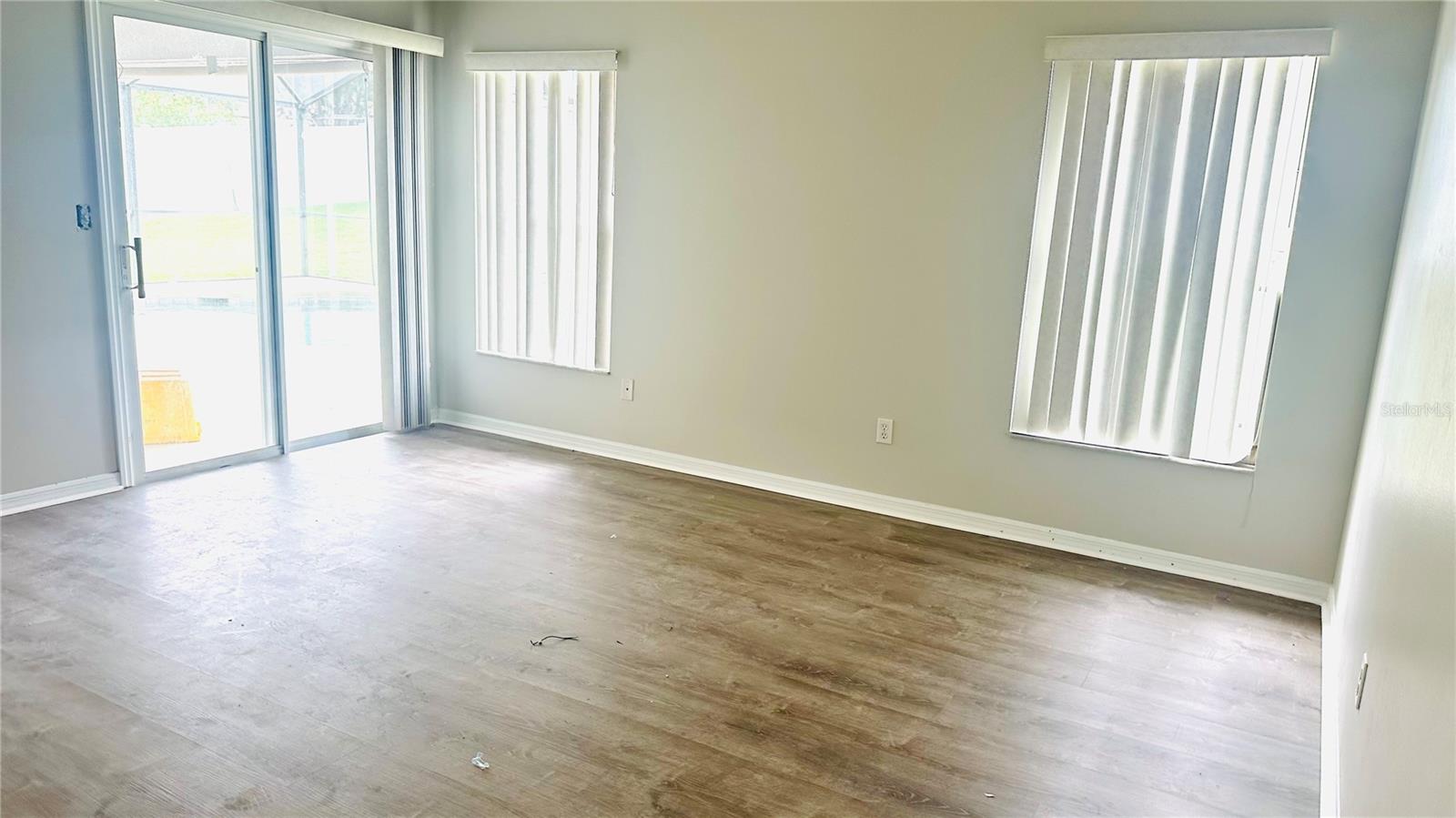 MONTCLAIR PH II SUB - Residential Lease