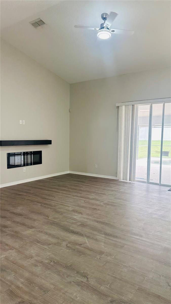 MONTCLAIR PH II SUB - Residential Lease