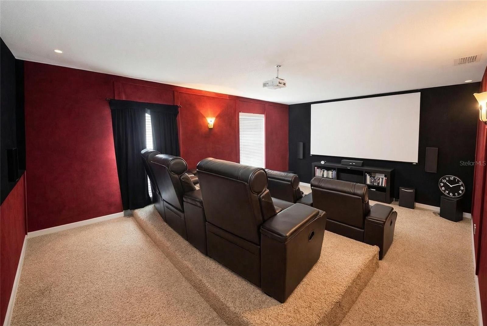 GROVELAND MARINA DEL REY PH 01 - Residential