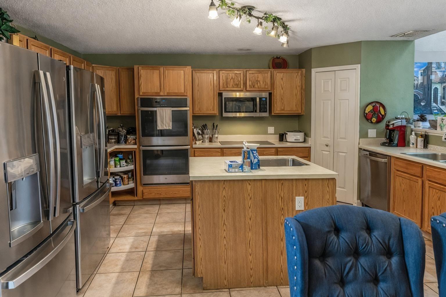 GROVELAND MARINA DEL REY PH 01 - Residential