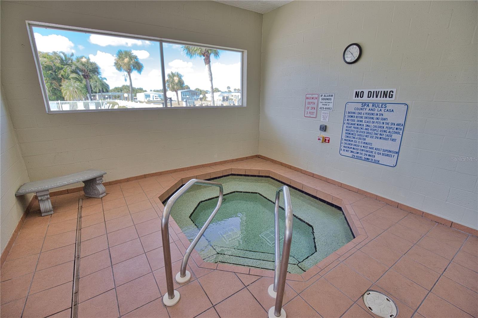 LA CASA MHP CO-OP - Residential