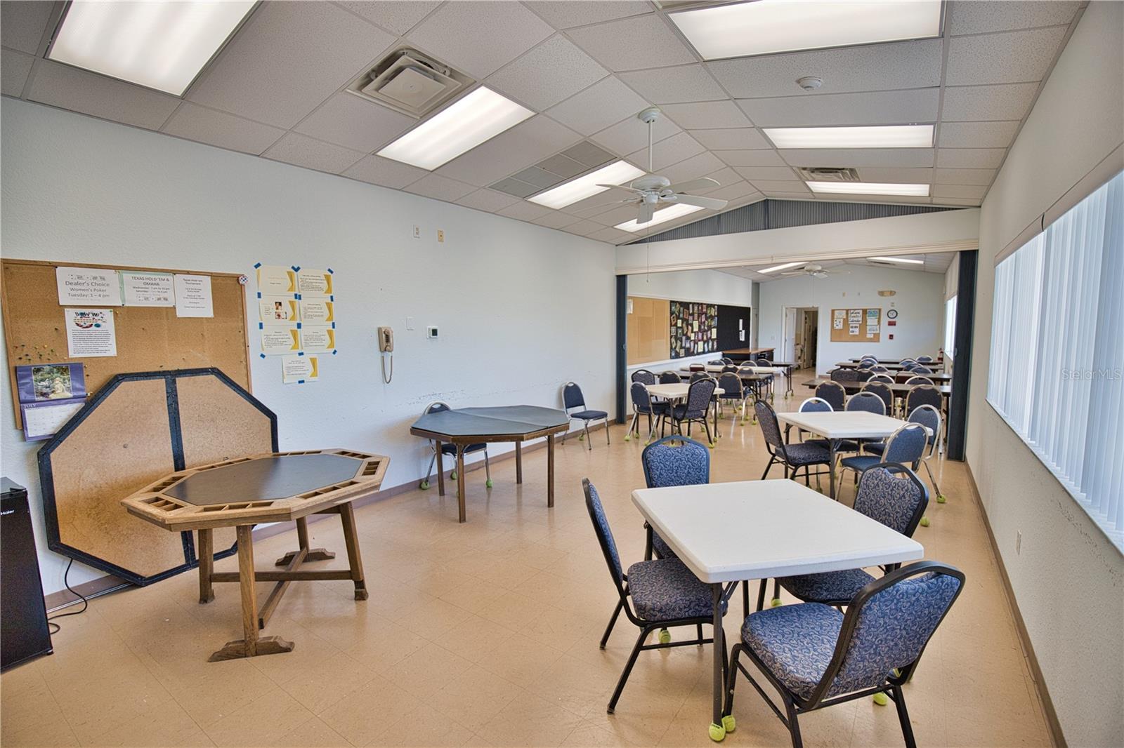 LA CASA MHP CO-OP - Residential